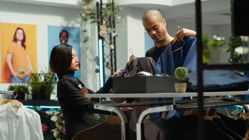 AI Marketing Agents Reshape How Shopify Startups Approach Growth